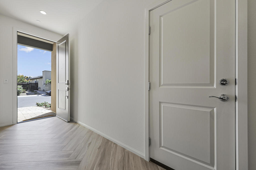 51565 Ponderosa Drive