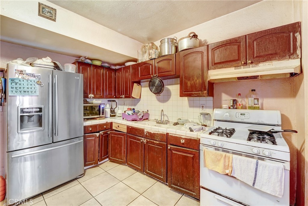 1132 E 53rd Street