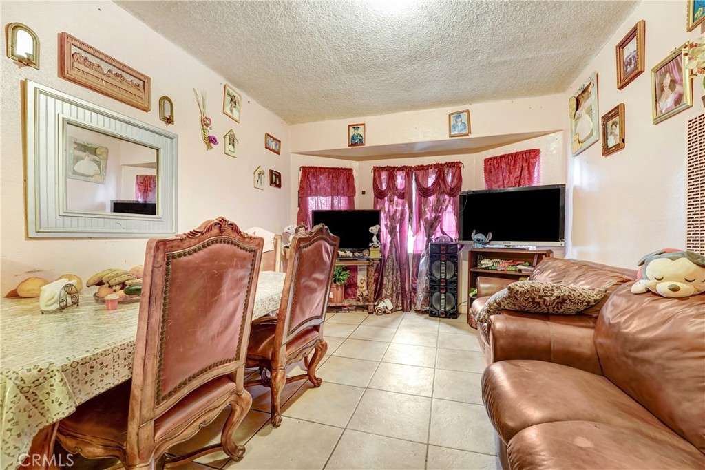 1132 E 53rd Street