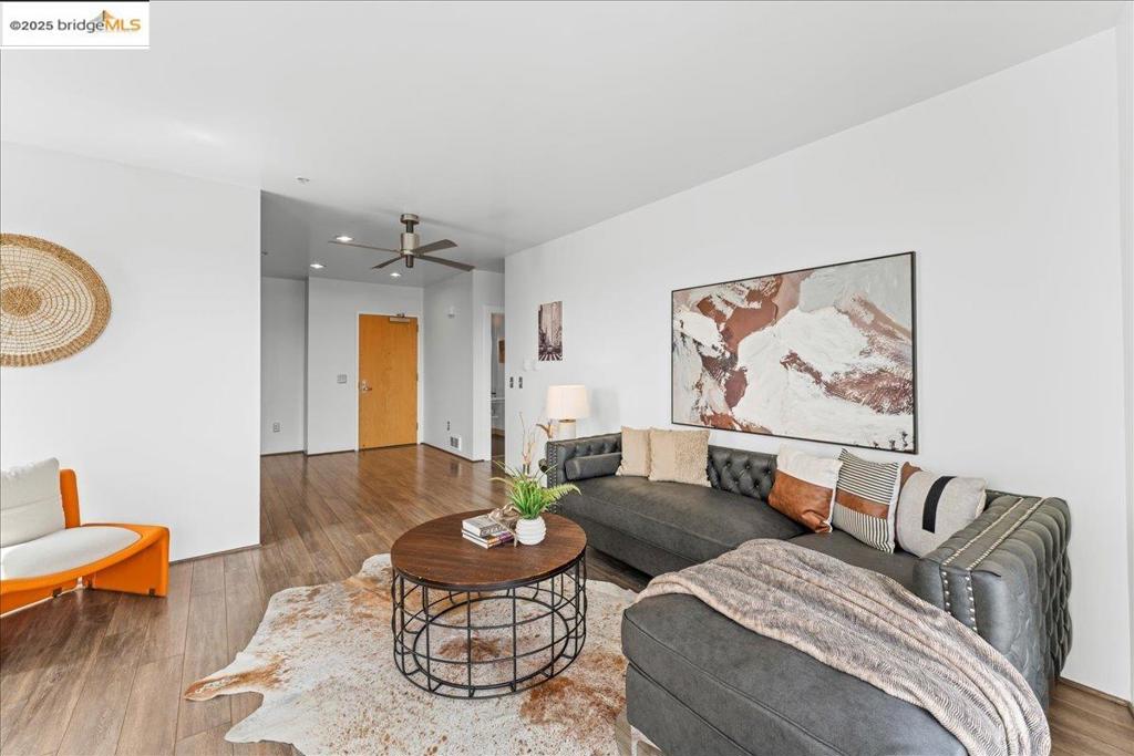 WEST OAK - Residential