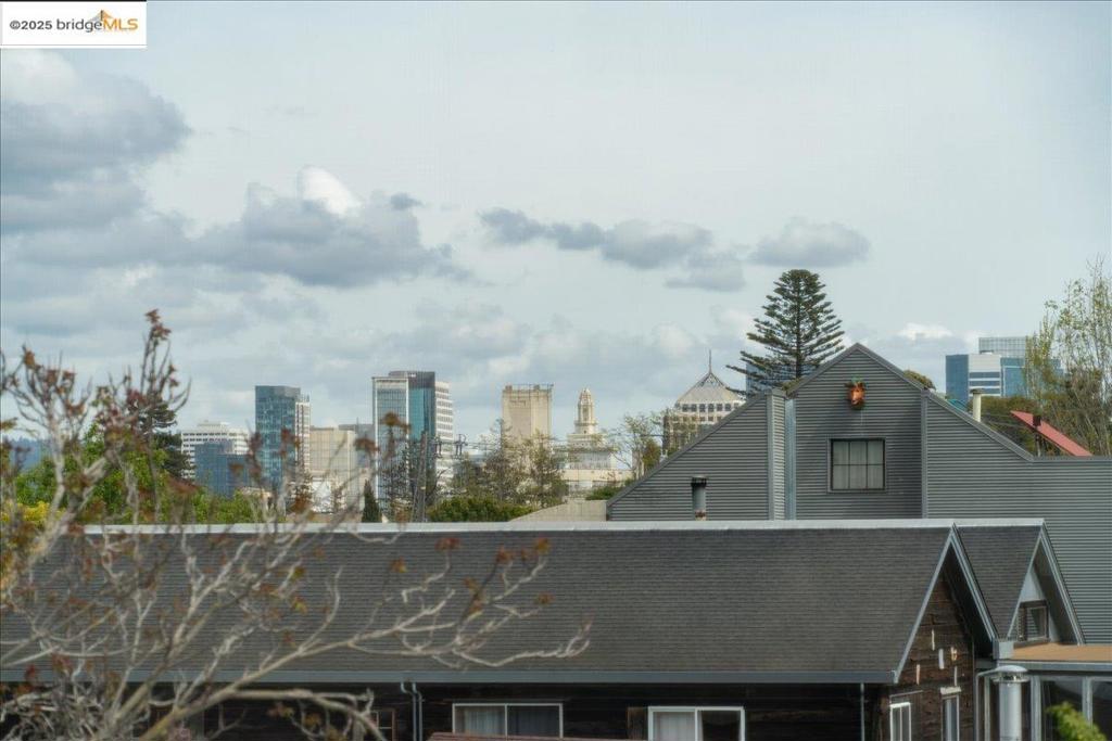WEST OAK - Residential