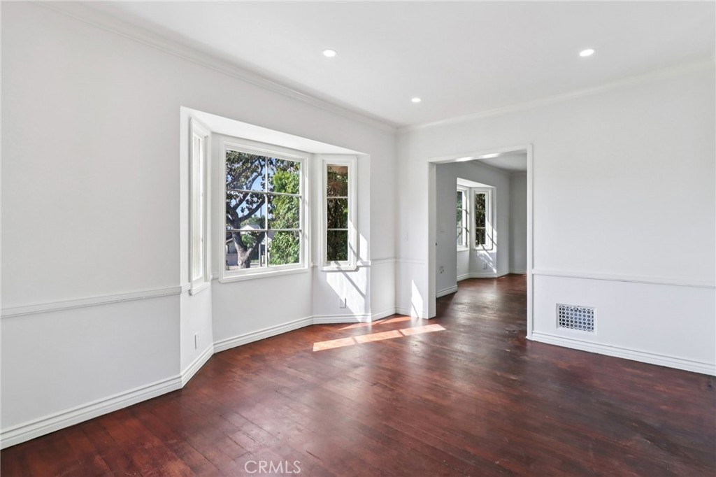 Alamitos Heights (AH) - Residential