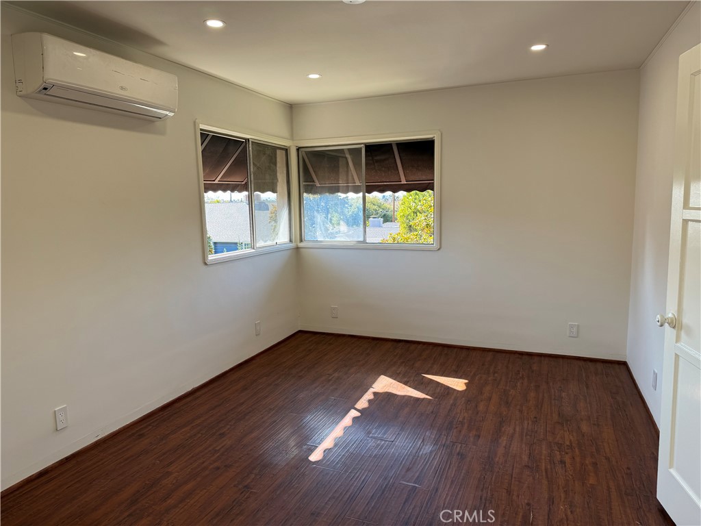 Alamitos Heights (AH) - Residential