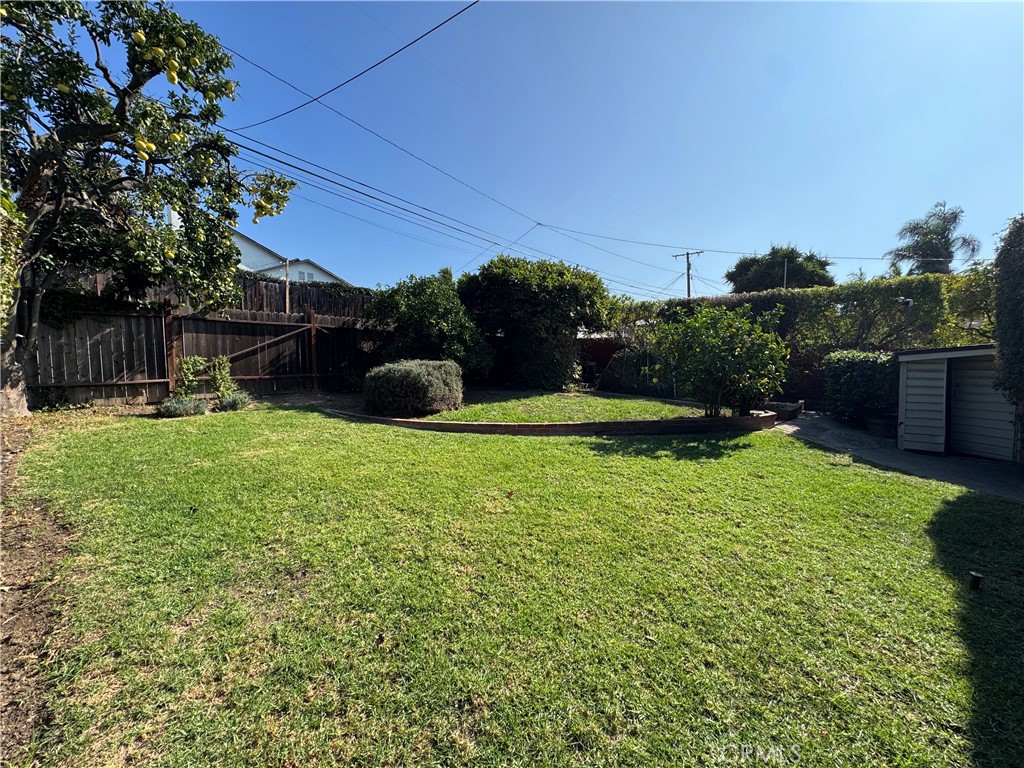 Alamitos Heights (AH) - Residential