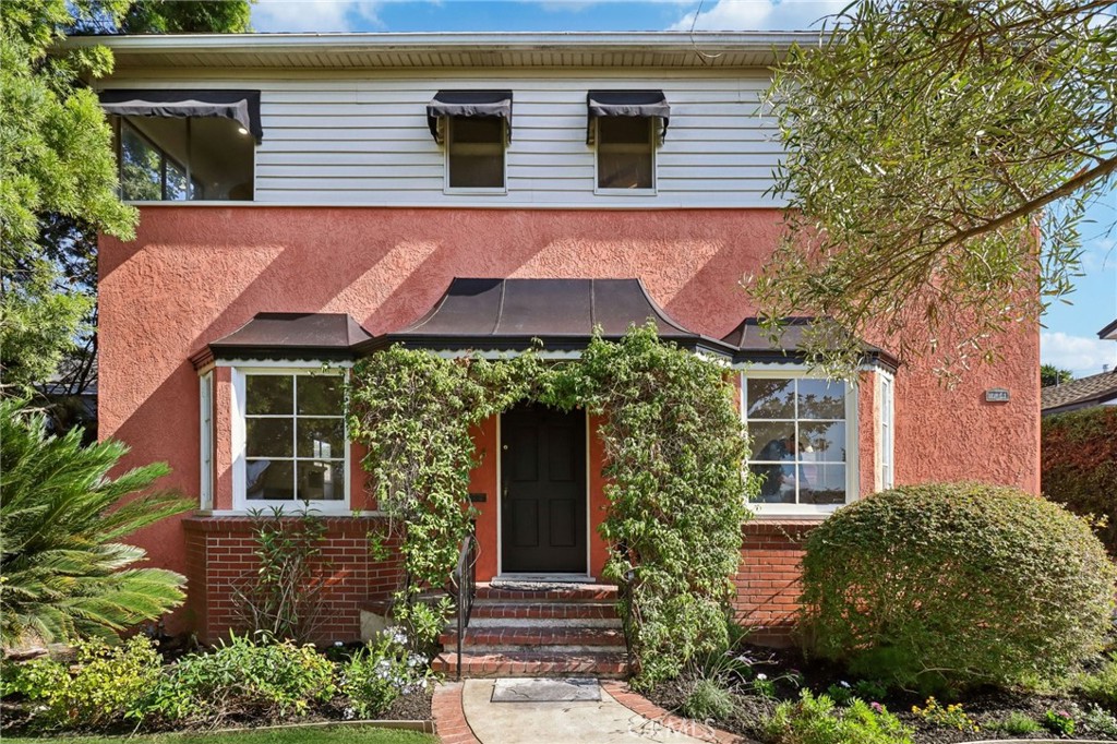 Alamitos Heights (AH) - Residential