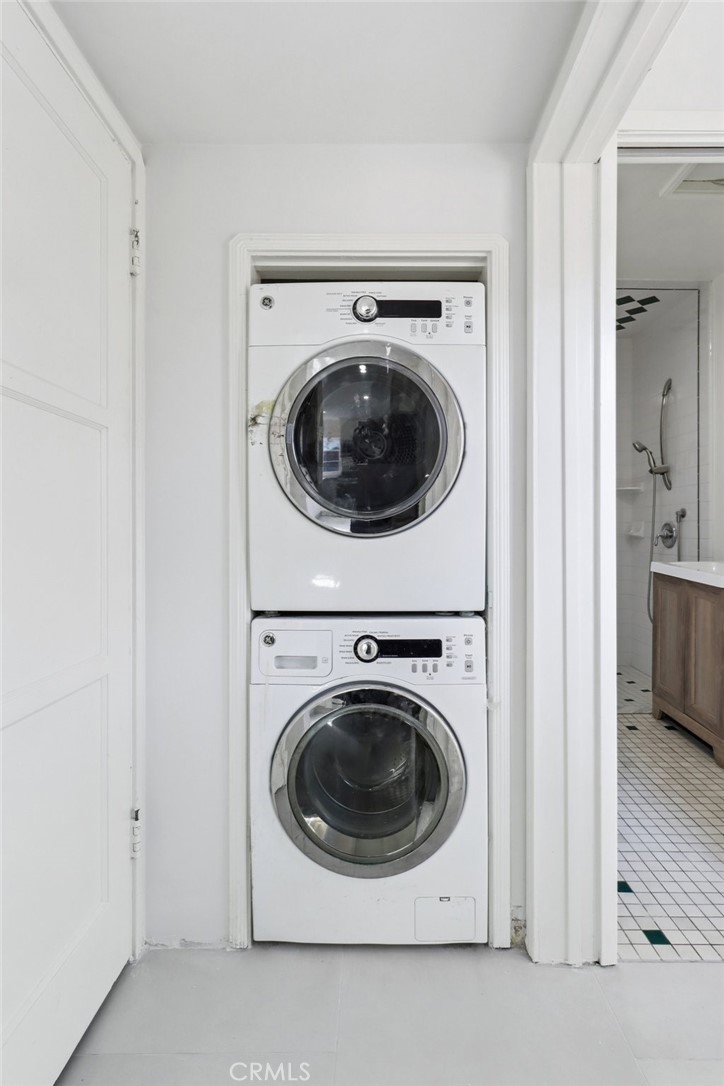 Alamitos Heights (AH) - Residential