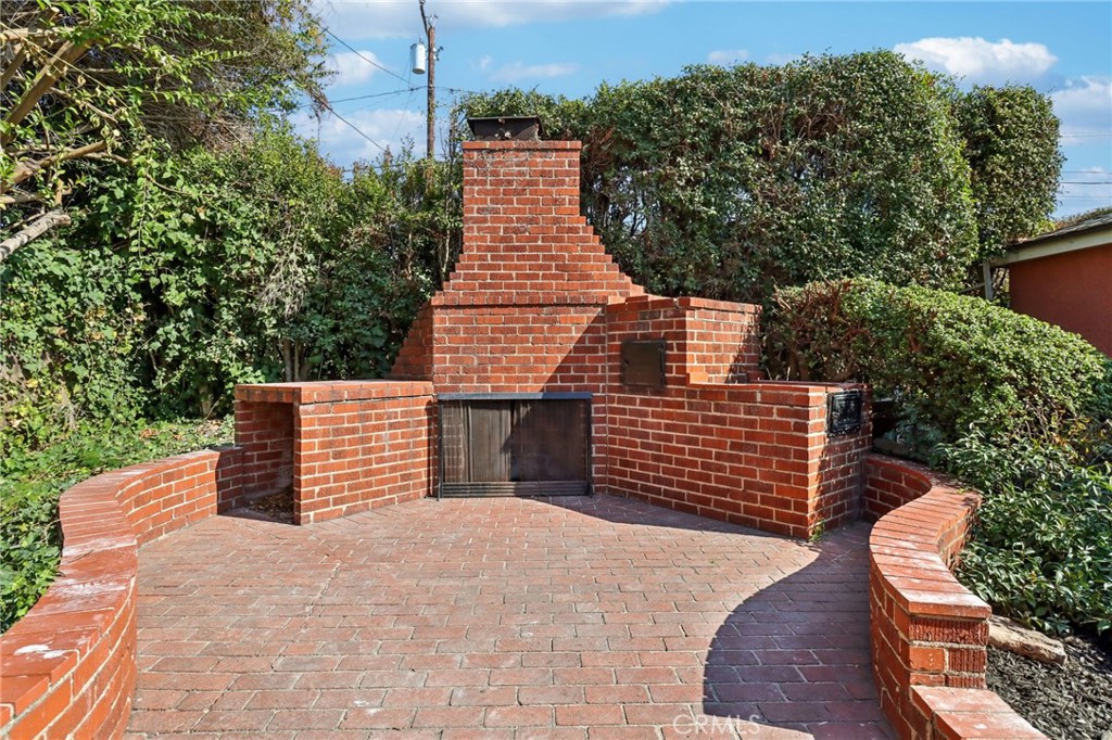 Alamitos Heights (AH) - Residential