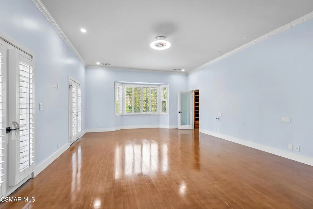 West Hills, California 91304, United States, 7 Bedrooms Bedrooms, ,8 BathroomsBathrooms,Residential,Active,90142