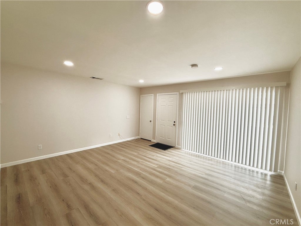 1516 Mccabe Way