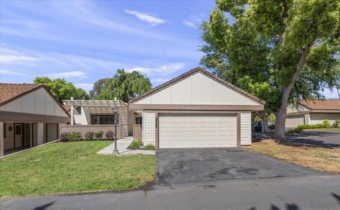 Photo of 6107 Montgomery Court, San Jose, CA 95135 (MLS # ML82042075)
