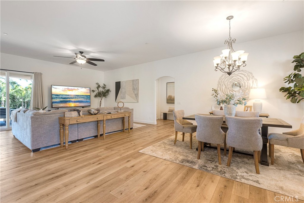 1986 Grey Rabbit Hollow Lane