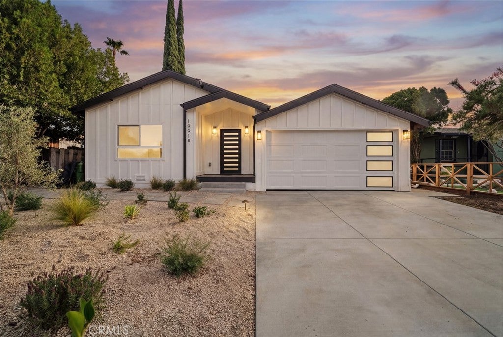 19918 Kittridge St ST, Winnetka CA 91306