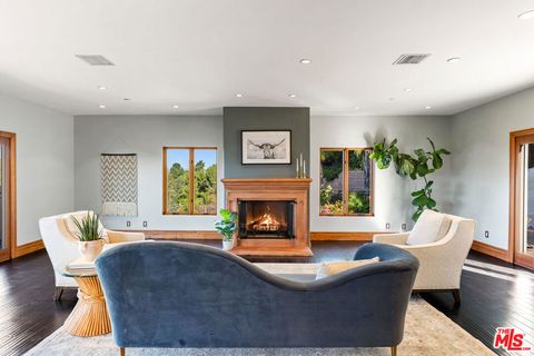 24410 Mulholland Highway Calabasas CA 91302