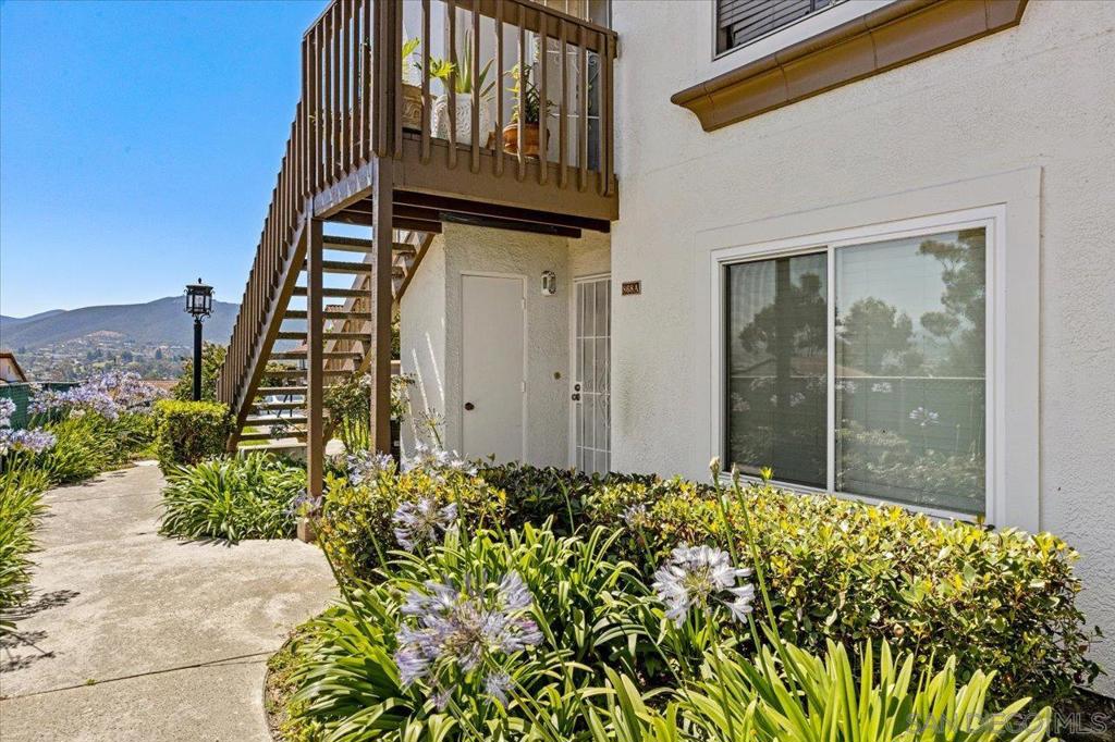 868 S Rancho Santa Fe A