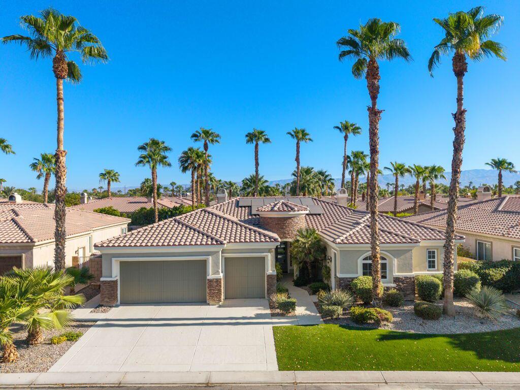 81660 Hidden Links Drive