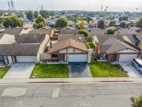 Tiny photo for 6348 Swallow St, Ventura, CA 93003 (MLS # SR26044320)