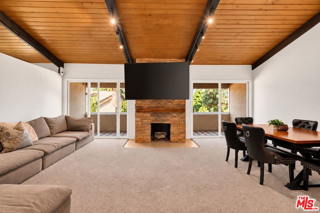 6315 Green Valley Circle 300