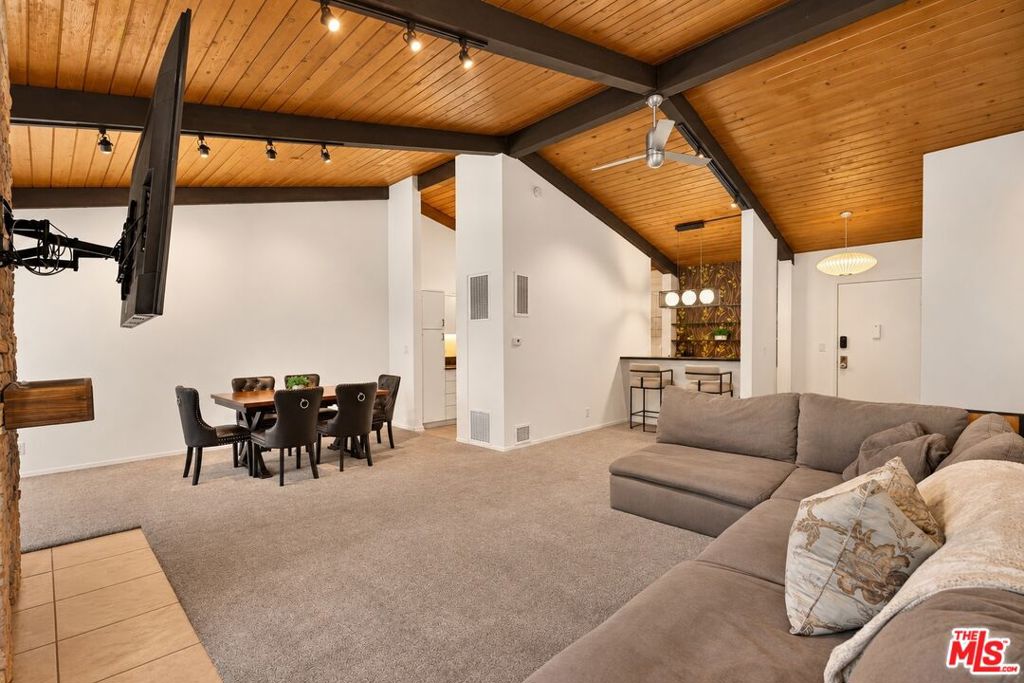 6315 Green Valley Circle 300