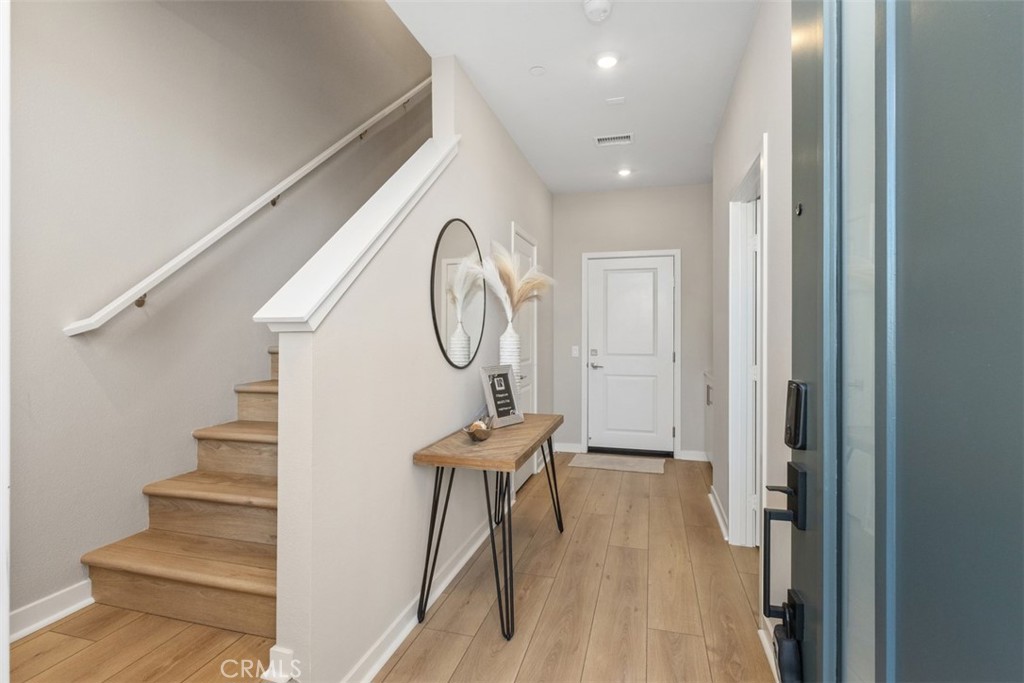 109 S Laxore Street 303