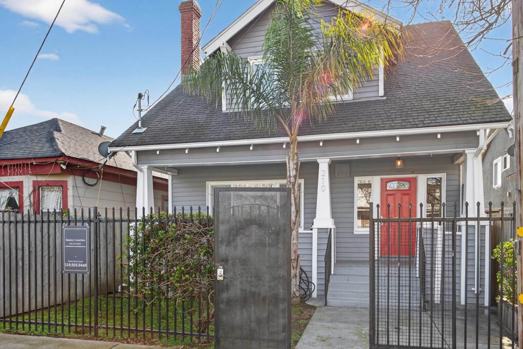 210 210 Chanslor Ave