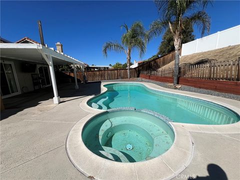 27562 Sanderling Temecula CA 92591