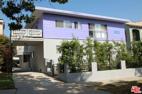 Photo of 1222 S Orange Grove Avenue, Los Angeles, CA 90019 (MLS # 26996709)