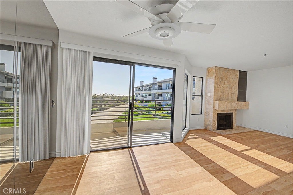 280 Cagney Lane 207