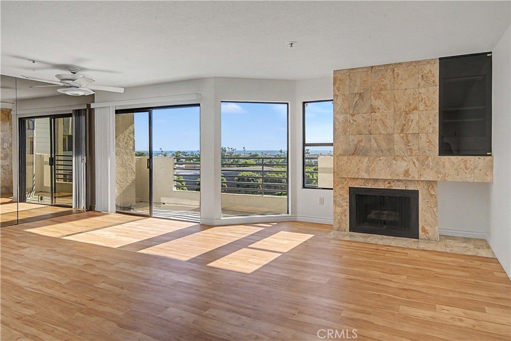 280 Cagney Lane 207