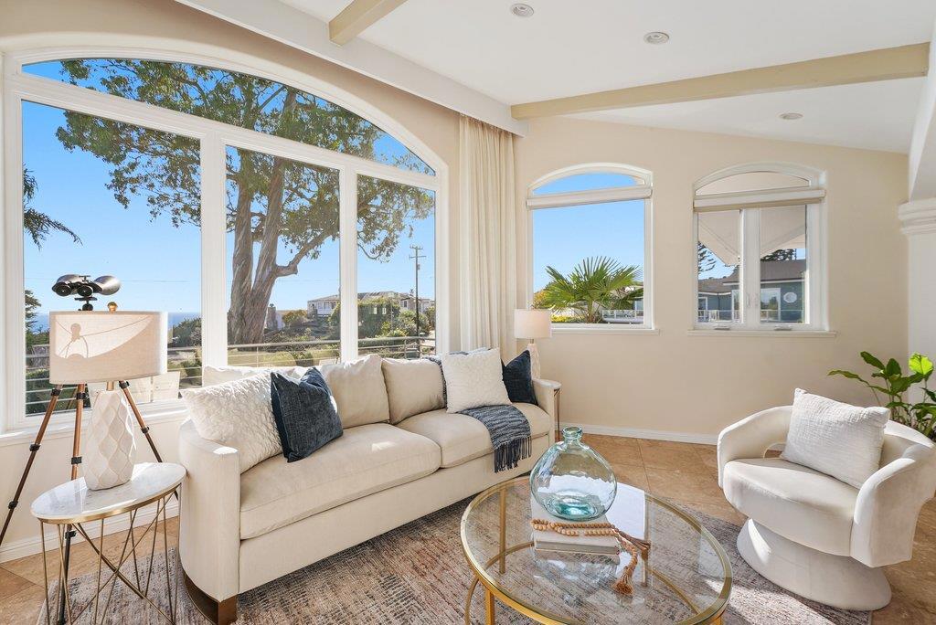 433 Seaview Drive