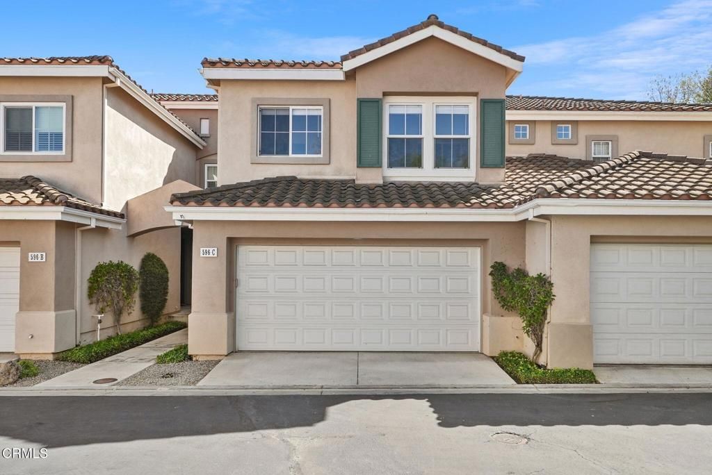 Photo of 596 Fenwick Way #C, Simi Valley, CA 93065 (MLS # V1-33048)