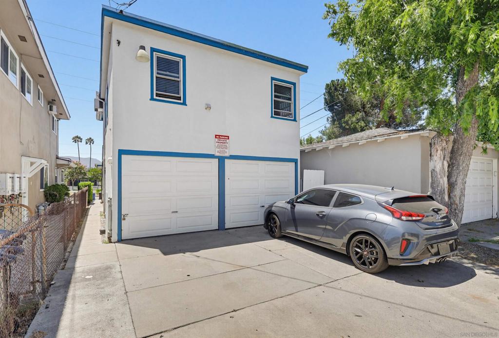 3809 W Chandler Blvd