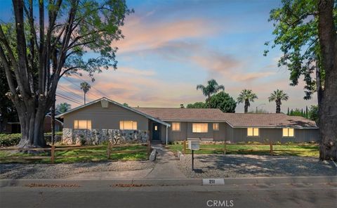 Photo of 2111 Elsinore Road, Riverside, CA 92506 (MLS # IV26021057)