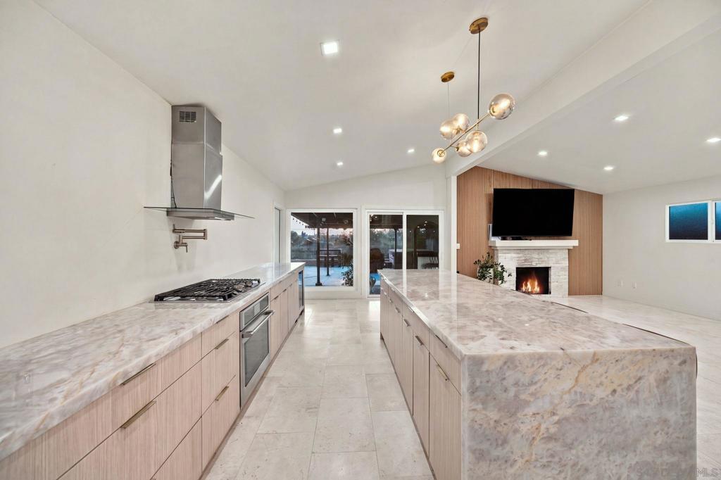 4012 Mount Brundage