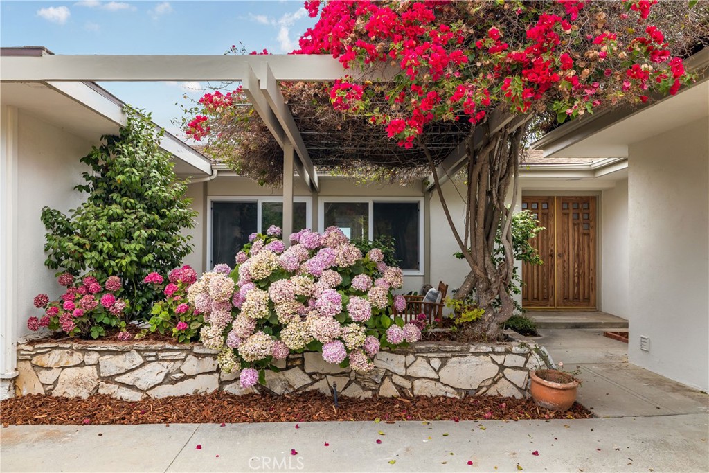 28717 Trailriders Drive