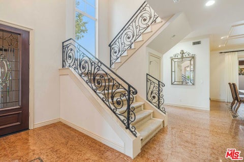 Photo of 868 Braewood Court, South Pasadena, CA 91030 (MLS # 26847505)