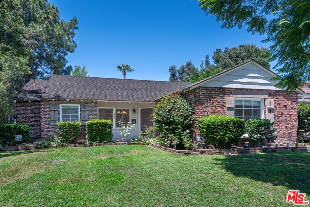4421 Strohm Avenue, Toluca Lake CA 91602