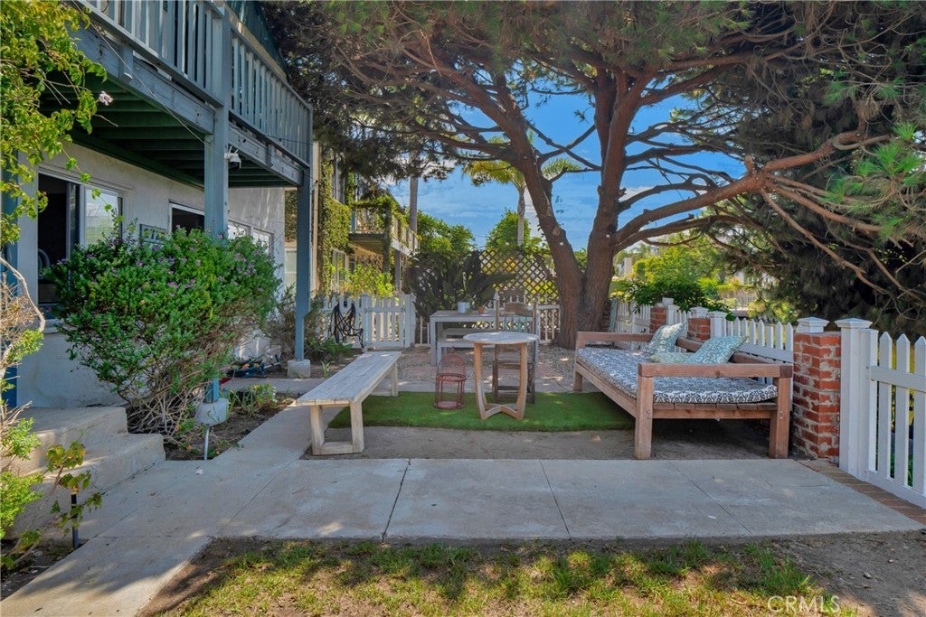 2722 Grand Canal