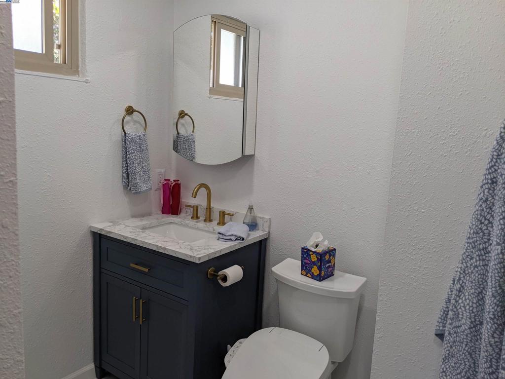 TOWN AND COUNTRY - Residential