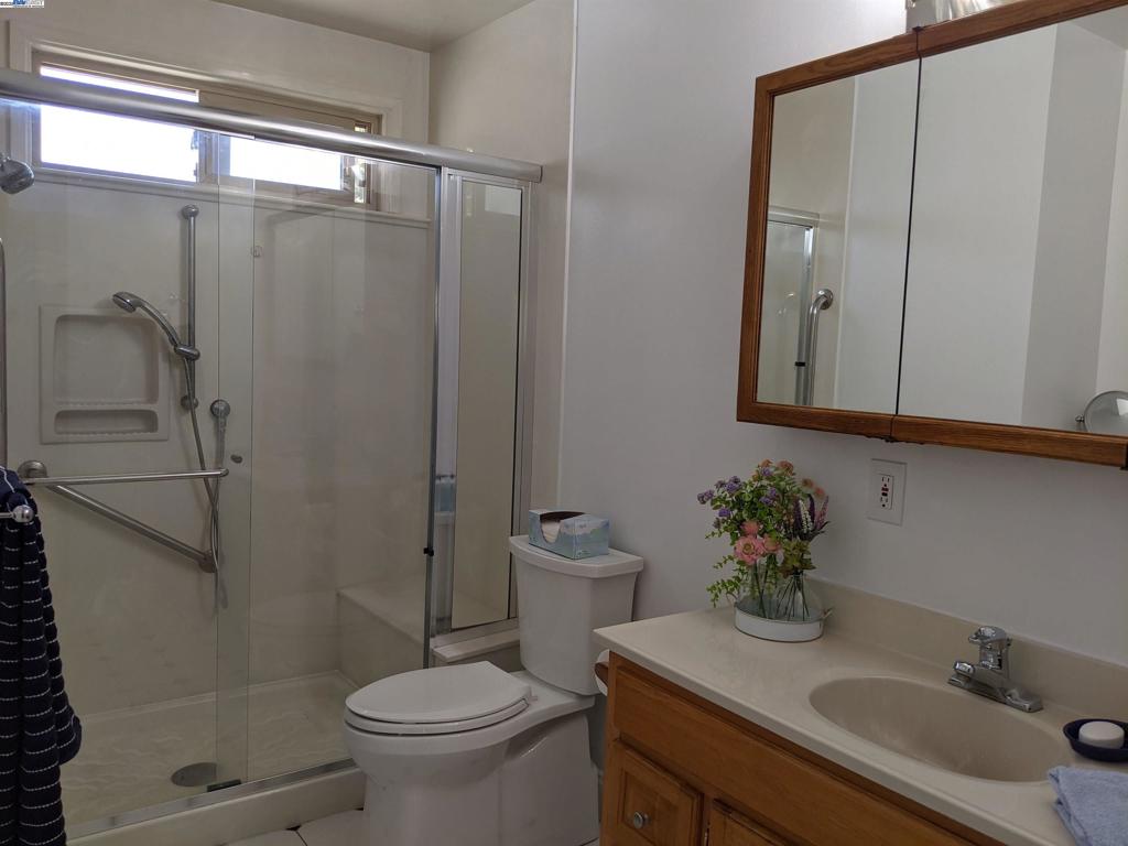 TOWN AND COUNTRY - Residential