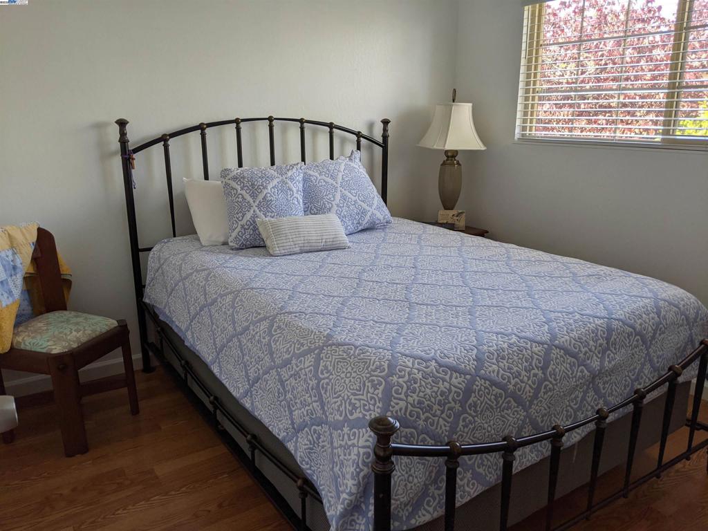 TOWN AND COUNTRY - Residential