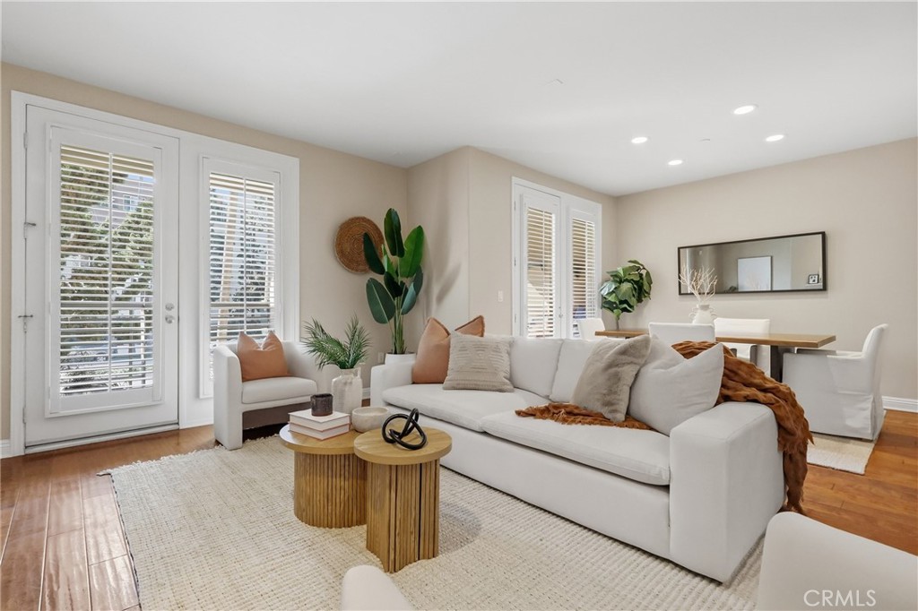 5831 Seawalk Drive 140