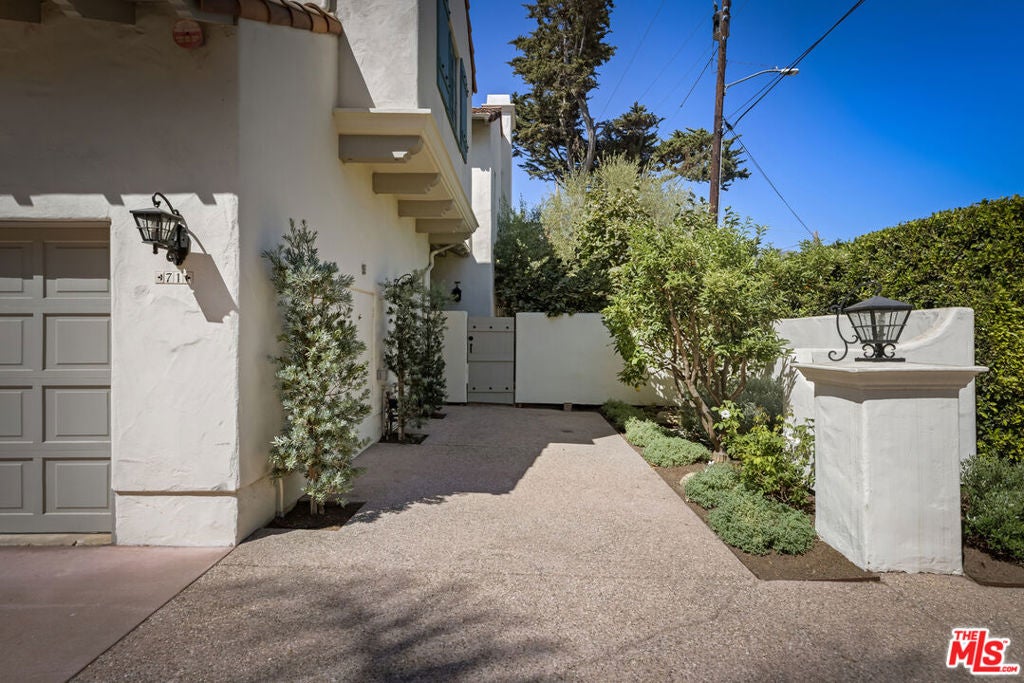 71 Olive Mill Road