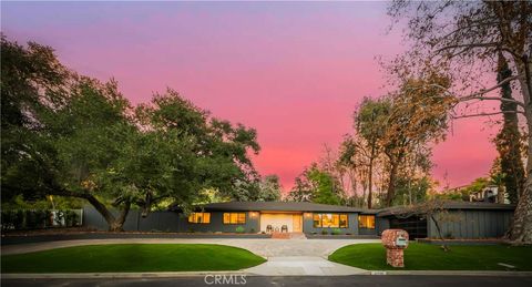 Photo of 4830 Hasekian Drive, Tarzana, CA 91356 (MLS # SR26001139)