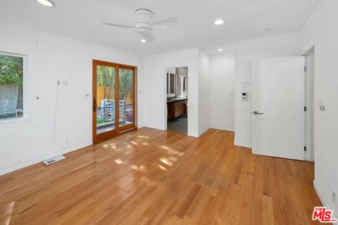 Tiny photo for 550 Almar Avenue, Pacific Palisades, CA 90272 (MLS # 26652221)