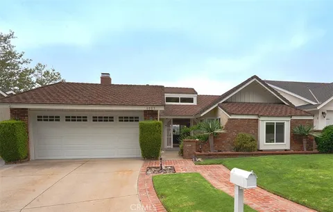 6003 E Yorktown Circle, Orange, CA 92869 - MLS#: PW26100964