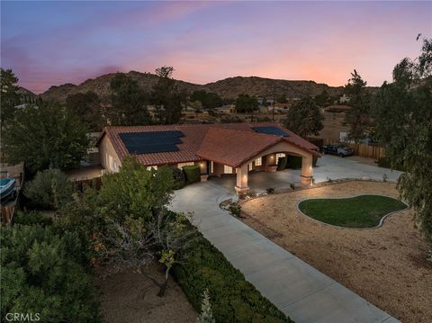 Photo of 20150 Oneida Rd, Apple Valley, CA 92307 (MLS # IG25242184)