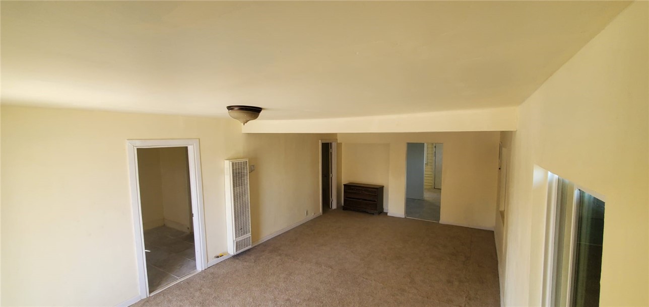 303 2nd Ave