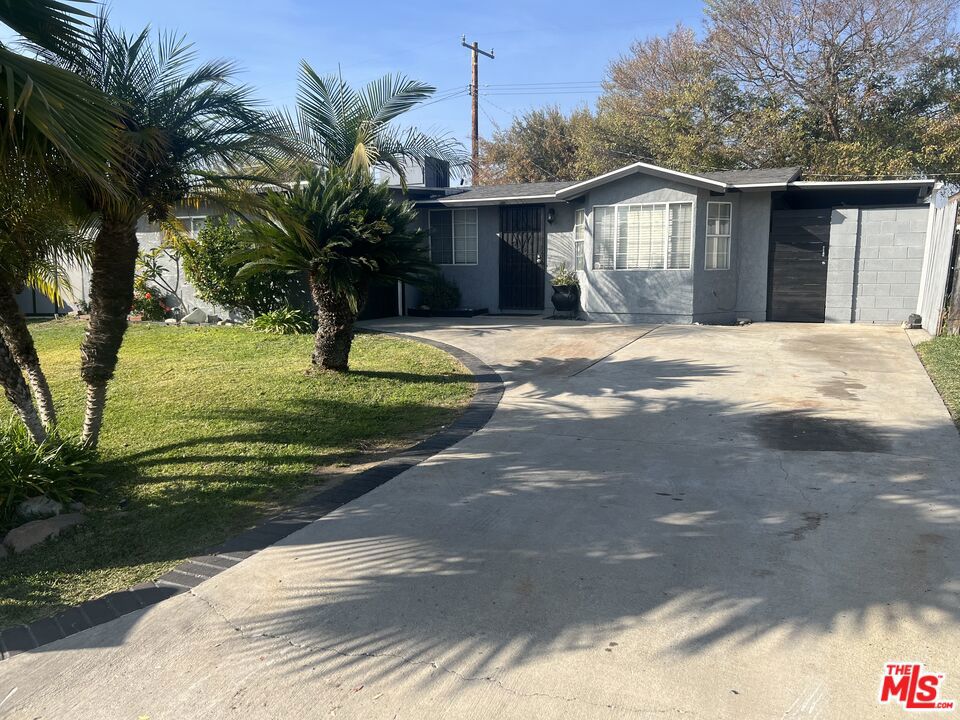 17049 E Orkney Street