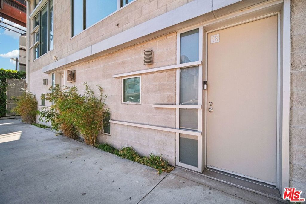 717 N Highland Avenue 13