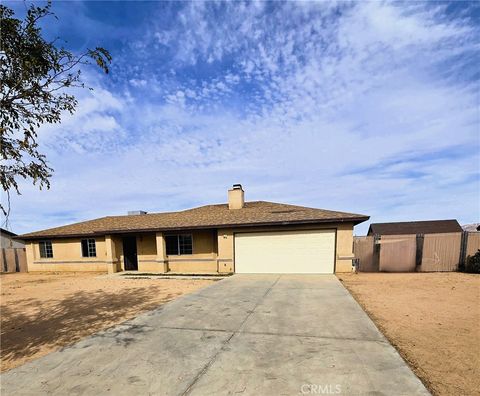 Photo of 22684 Powhatan Rd, Apple Valley, CA 92308 (MLS # SW26016645)